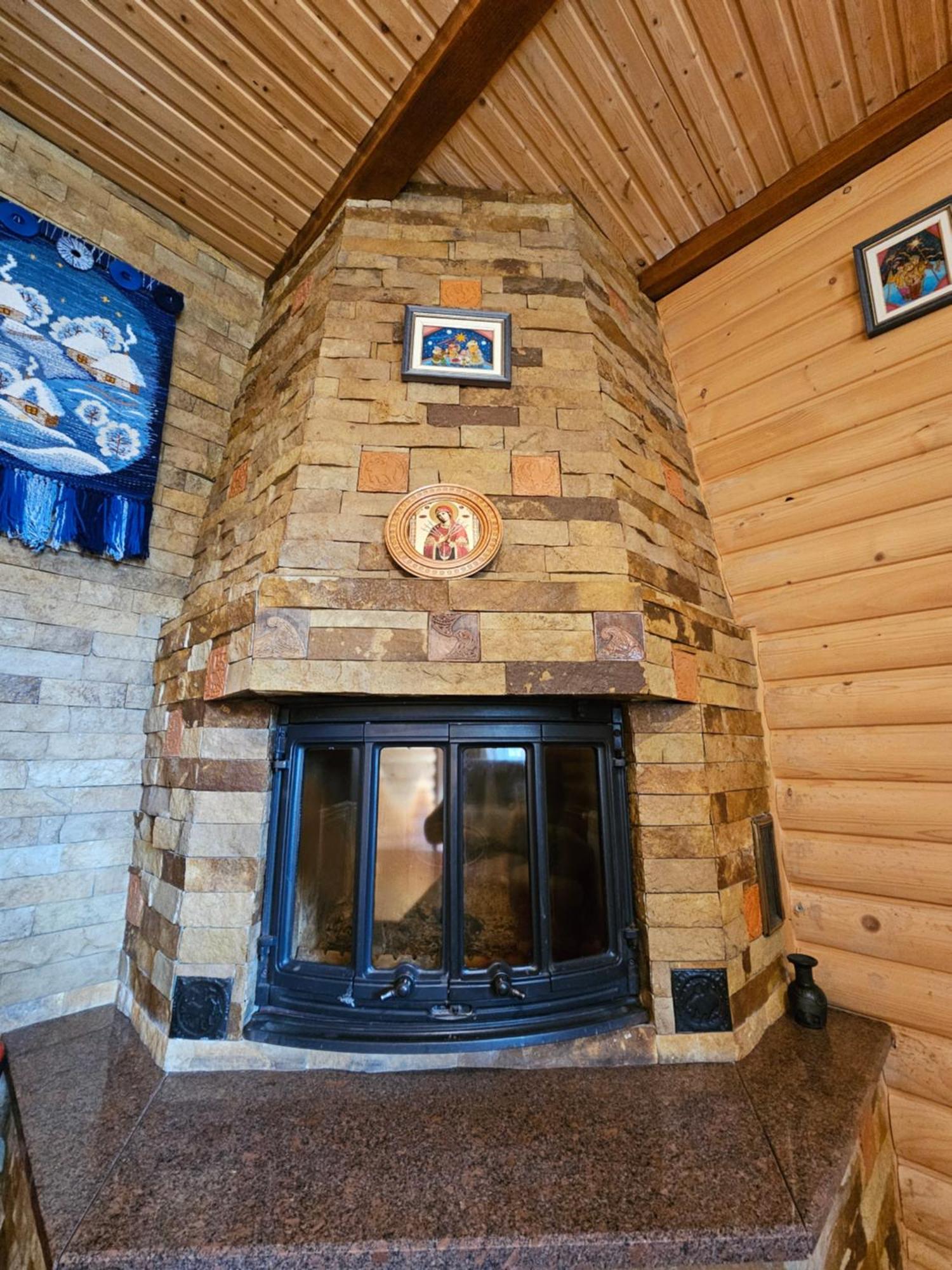Guesthouse Kolo Druziv 타타리브 외부 사진