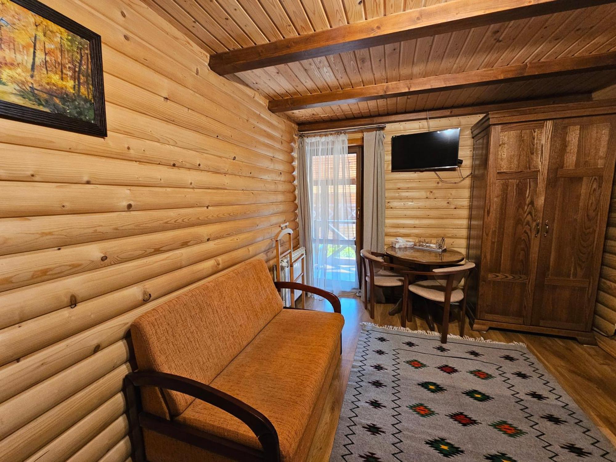 Guesthouse Kolo Druziv 타타리브 외부 사진
