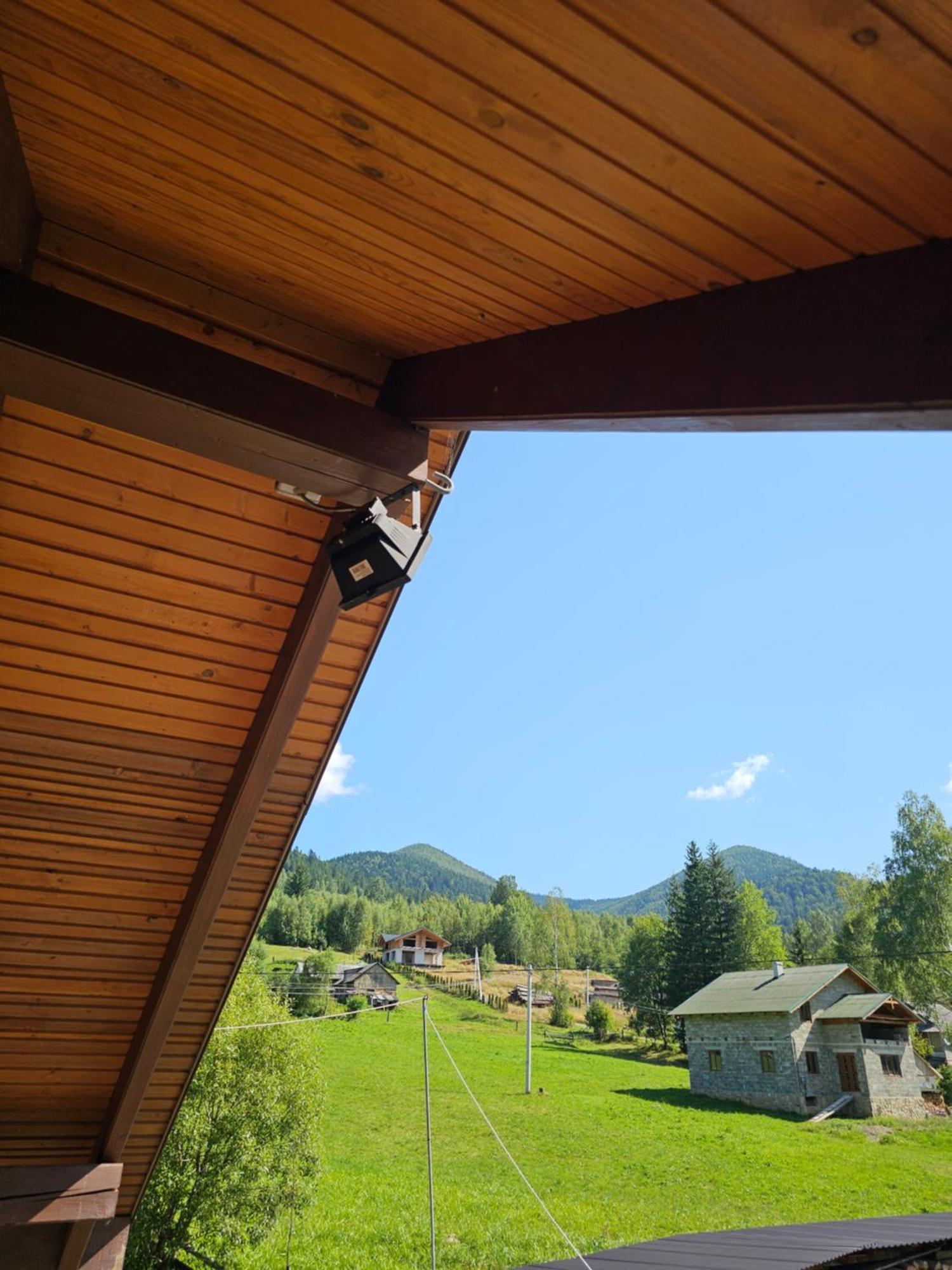 Guesthouse Kolo Druziv 타타리브 외부 사진
