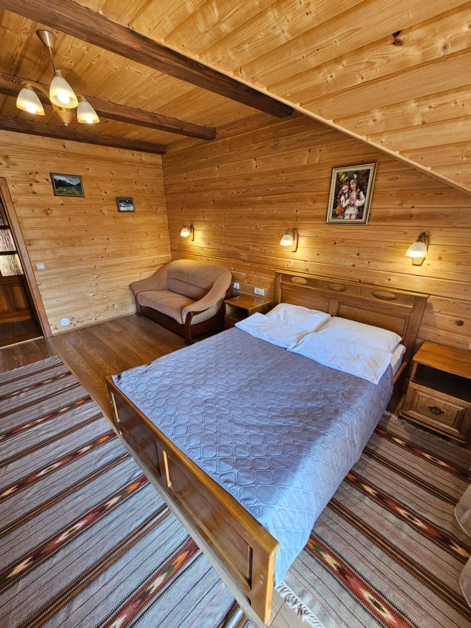Guesthouse Kolo Druziv 타타리브 외부 사진